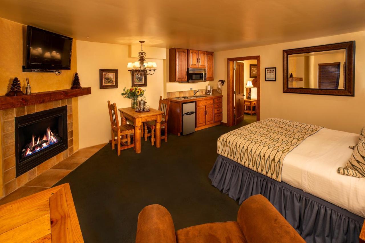 Alpine Village Suites Taos Ski Valley Ngoại thất bức ảnh