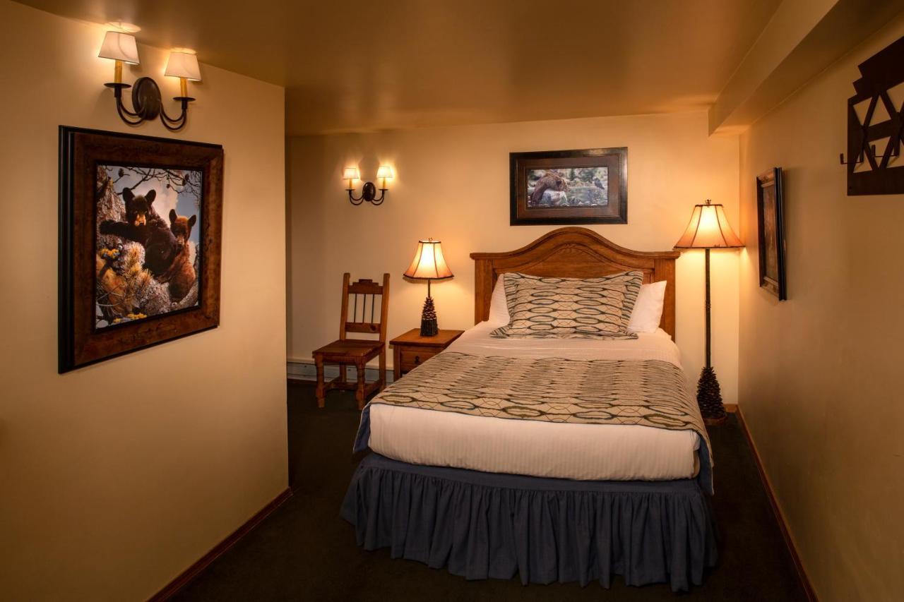 Alpine Village Suites Taos Ski Valley Ngoại thất bức ảnh