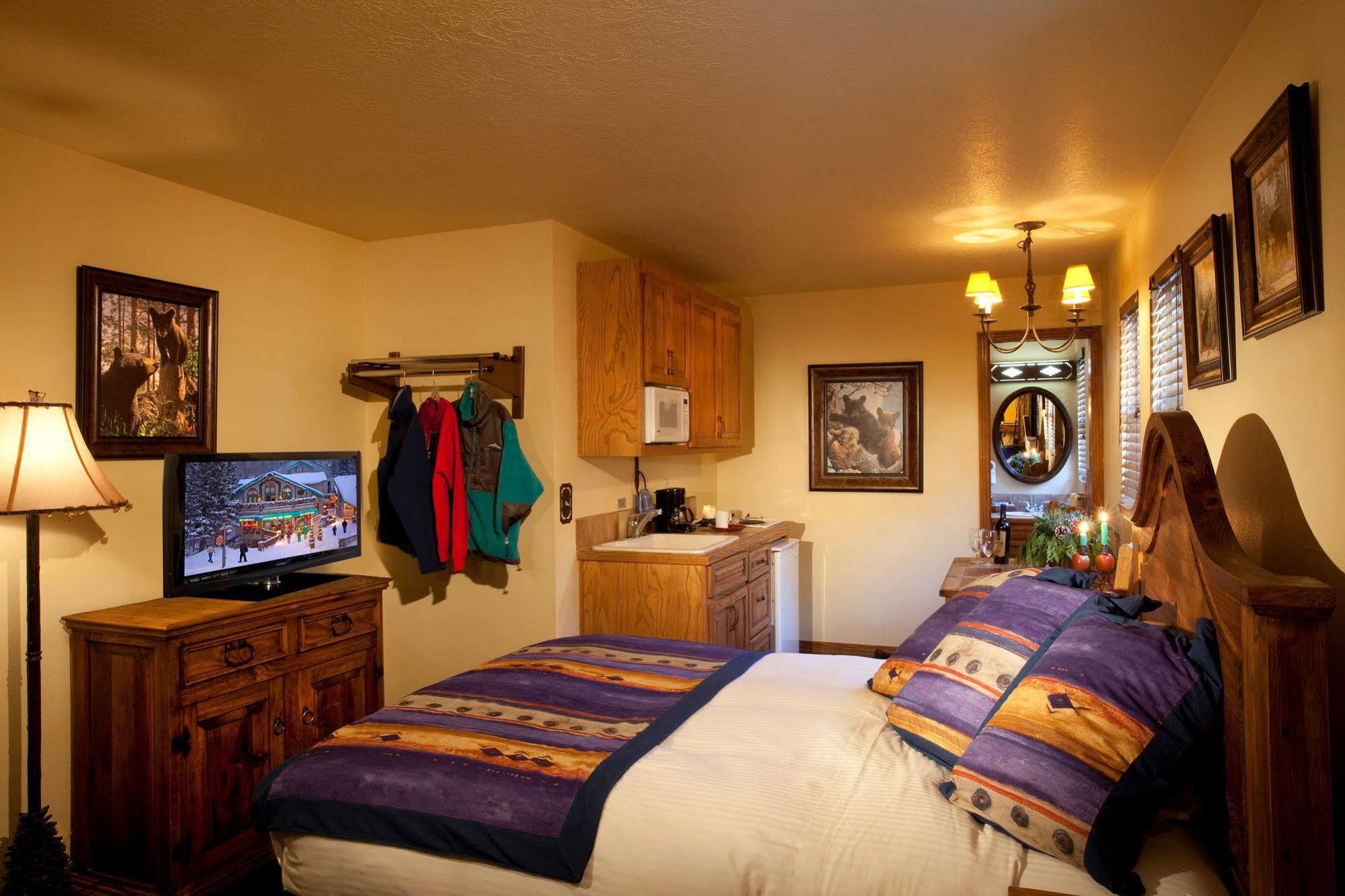 Alpine Village Suites Taos Ski Valley Ngoại thất bức ảnh